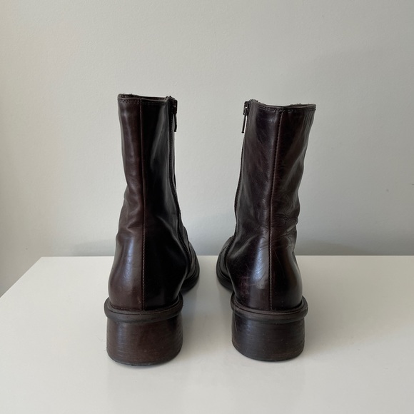SOLD ON DEPOP Brown Italian Leather Round Toe Boots - Picture 3 of 5